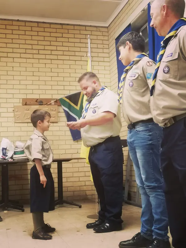 Cub investitures, photo 13