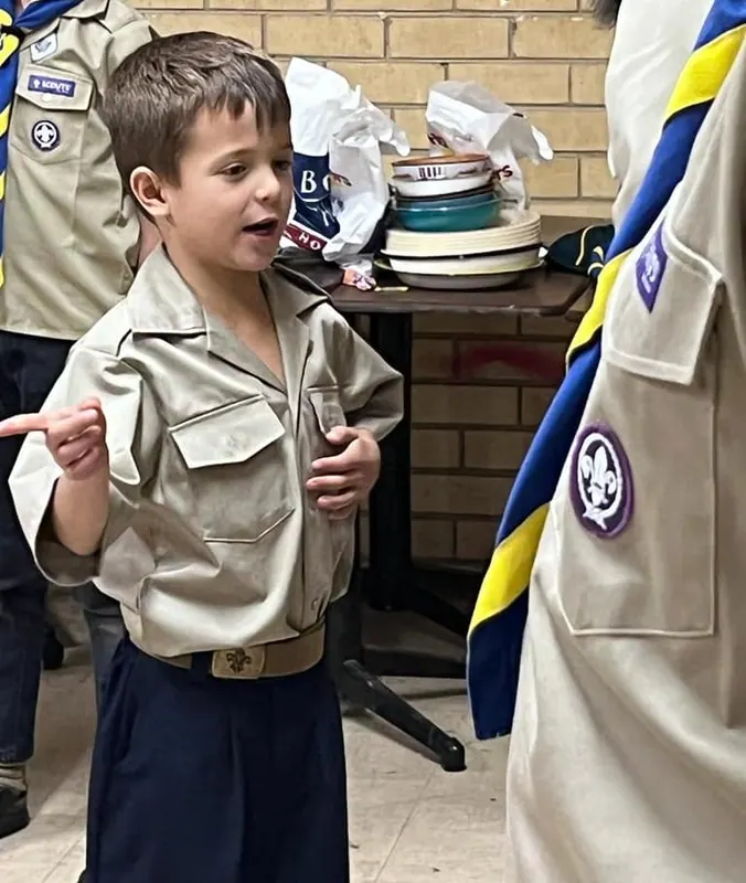 Cub investitures, photo 30