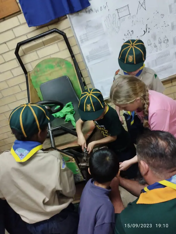 Cubs rebuild the DIY go-karts, photo 3